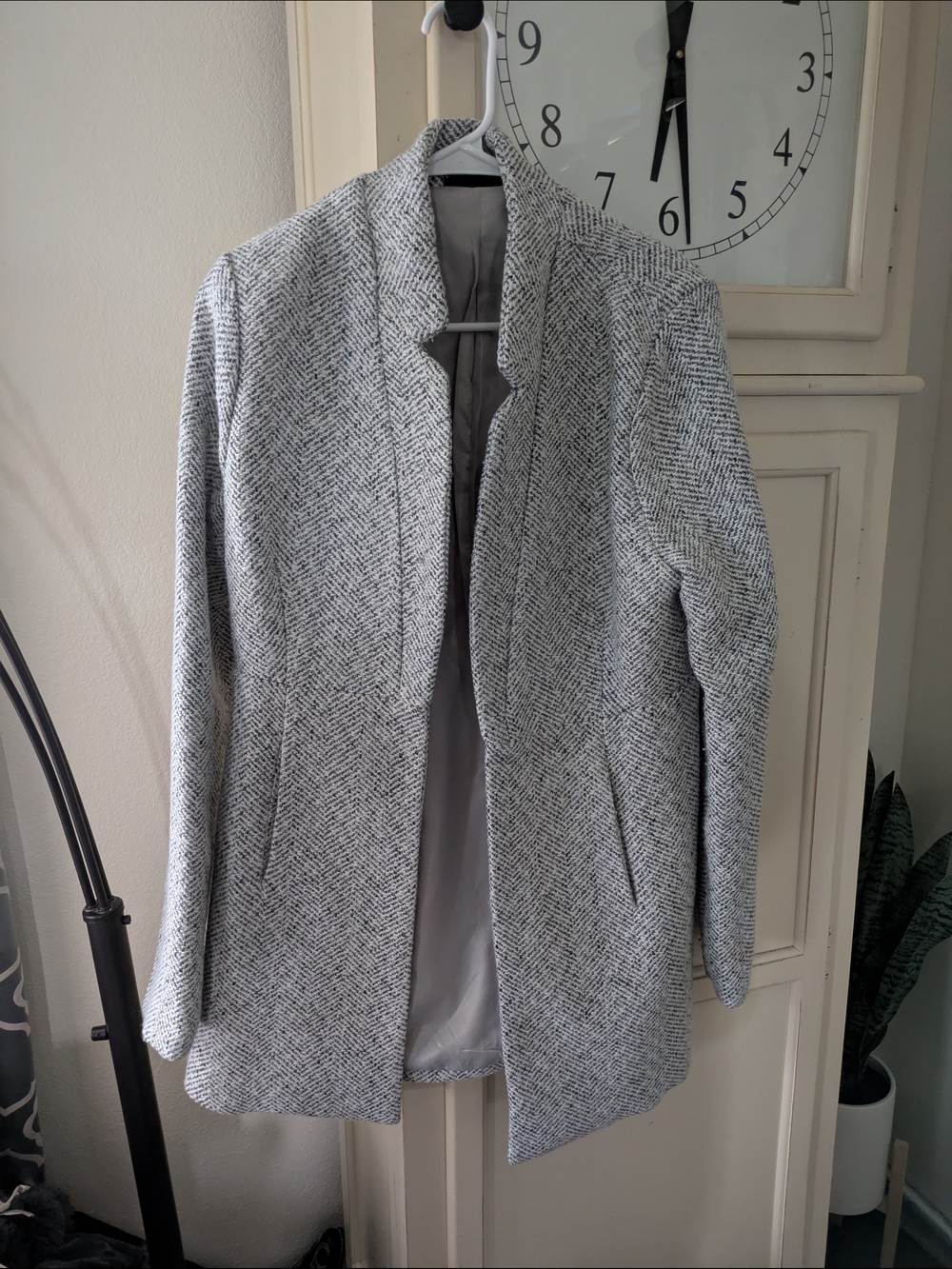Women's Gray Textured Open-Front Coat